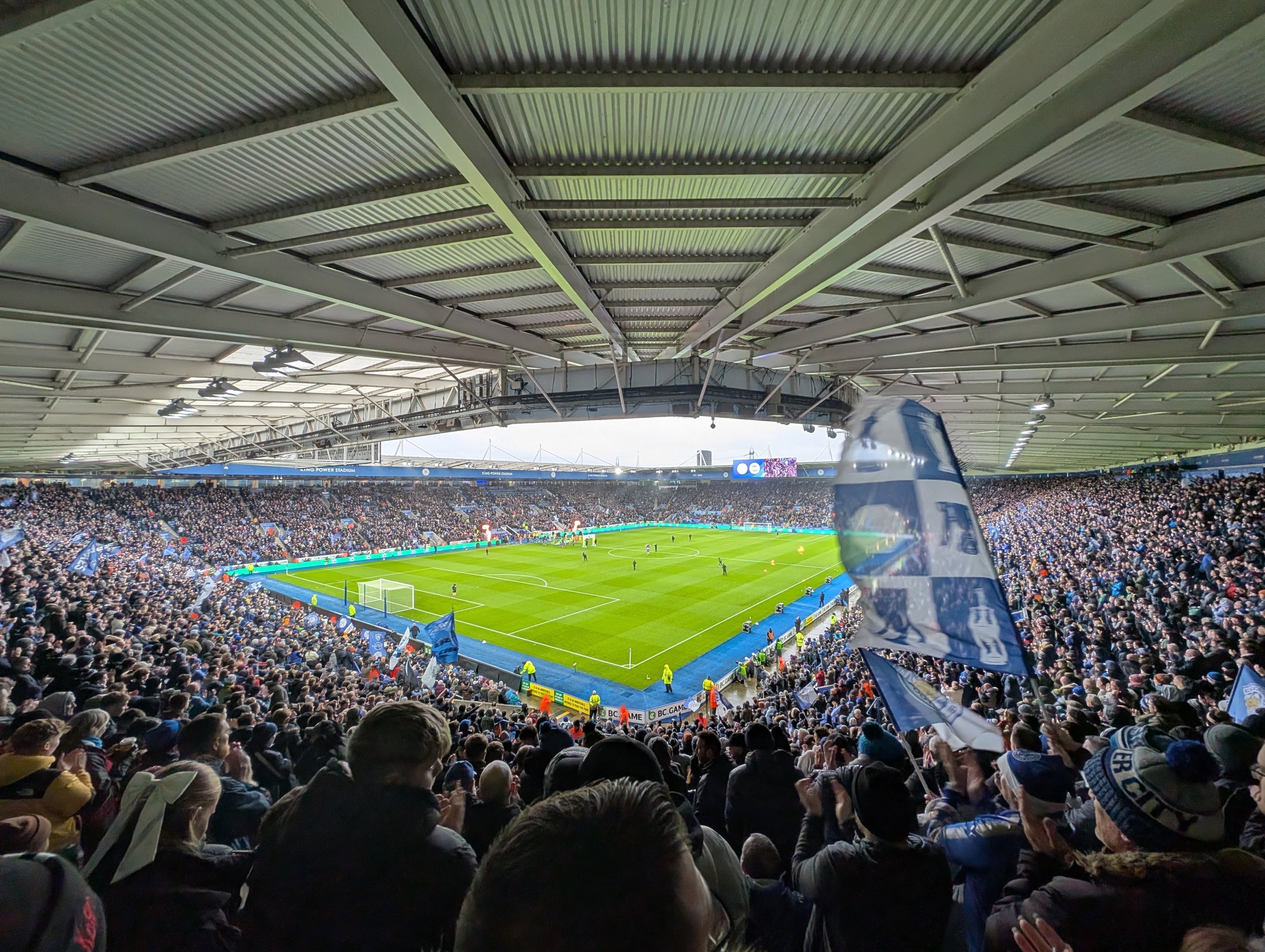 Leicester 2 Brighton 2 – Foxes weather the storm to salvage a late point